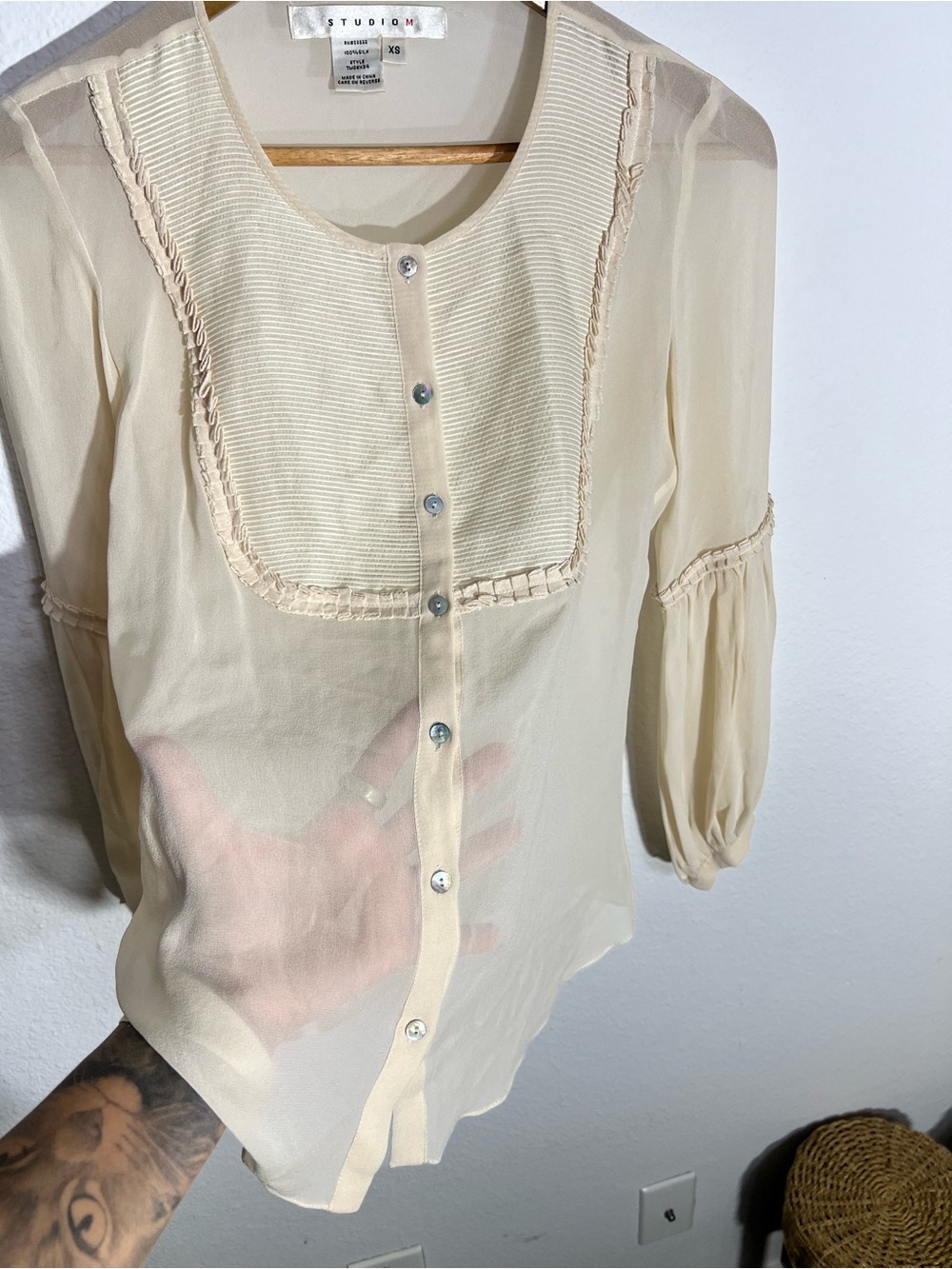 STUDIO M • pleated beige silk blouse - Picture 3 of 8